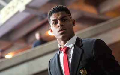 OD电竞焦点-B席和队友跳舞庆祝