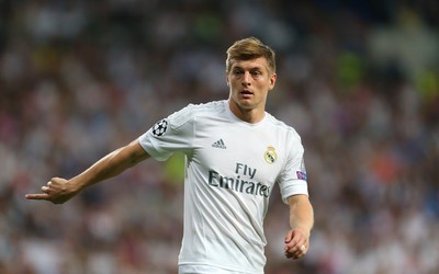 OD电竞精华-三笘薰让客场变主场